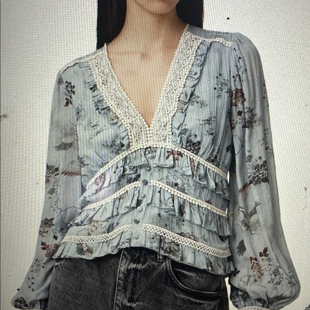 All Saints Floral Lace Trim V-neck Blouse - light blue- worn once . 34 PTP